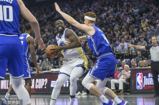 国球迷的热 国球迷的热