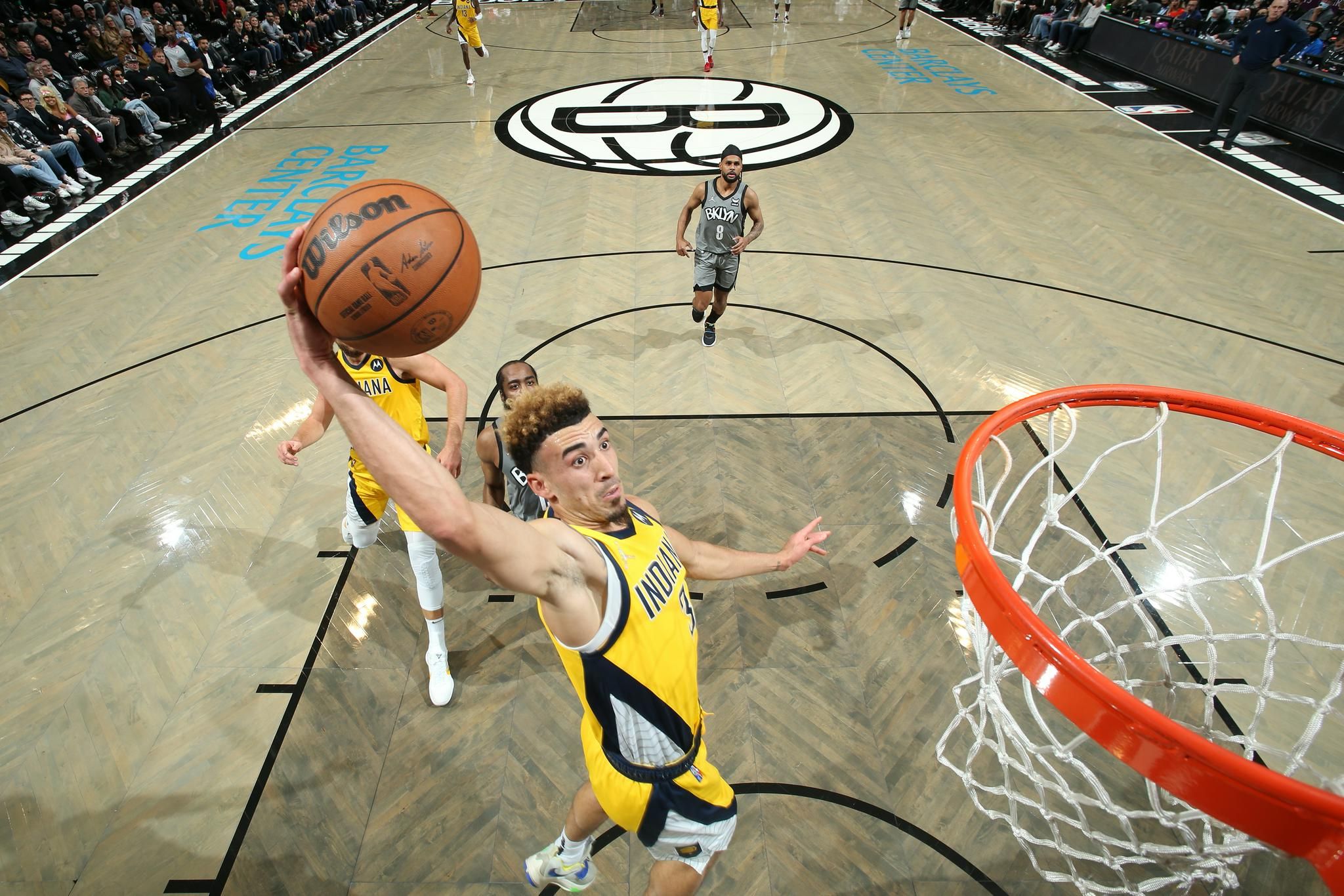 而在俱乐部 而在俱乐部